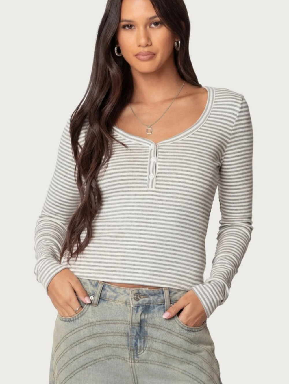 Edikted Jocelyn Light Gray Striped Henley Long Sleeve Top Large